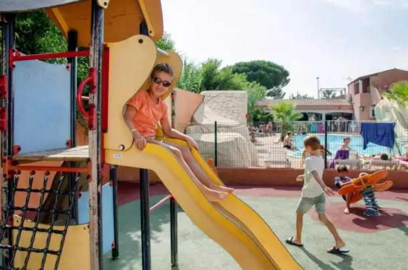 Camping 4 Etoiles - Parc Aquatique - Eebaci 博尔马斯·莱斯·米默萨斯 营地